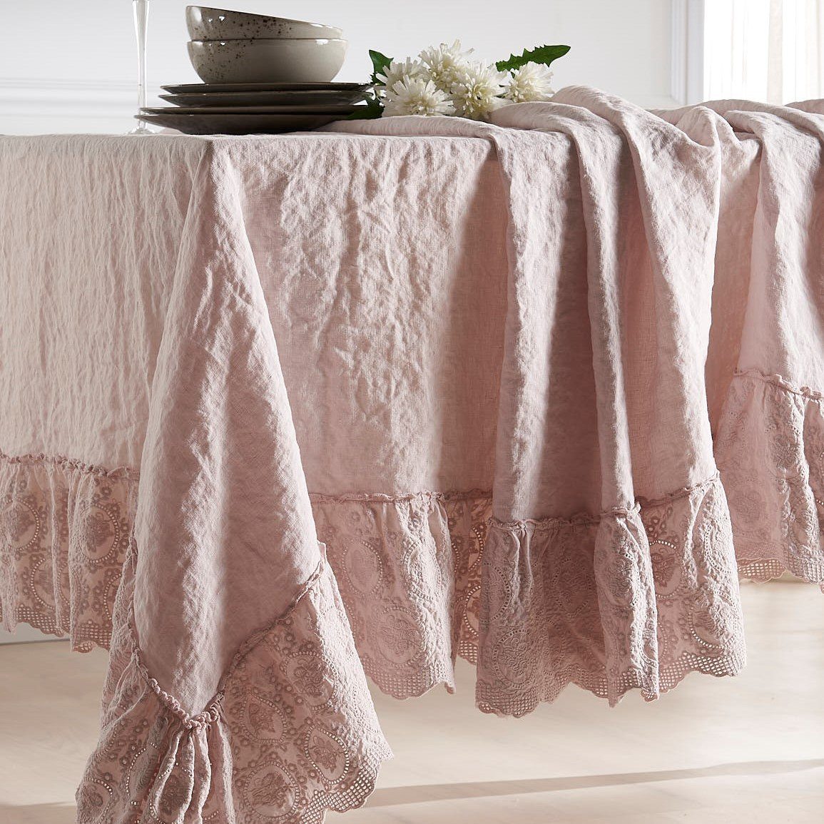 Tovaglia in Puro Lino Stonewashed Tinta Unita con pizzo - Betty Tovaglia Creole Home